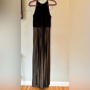 Xscape Black Gold Pleated Sleeveless Halter Maxi Gown Dress Size 10